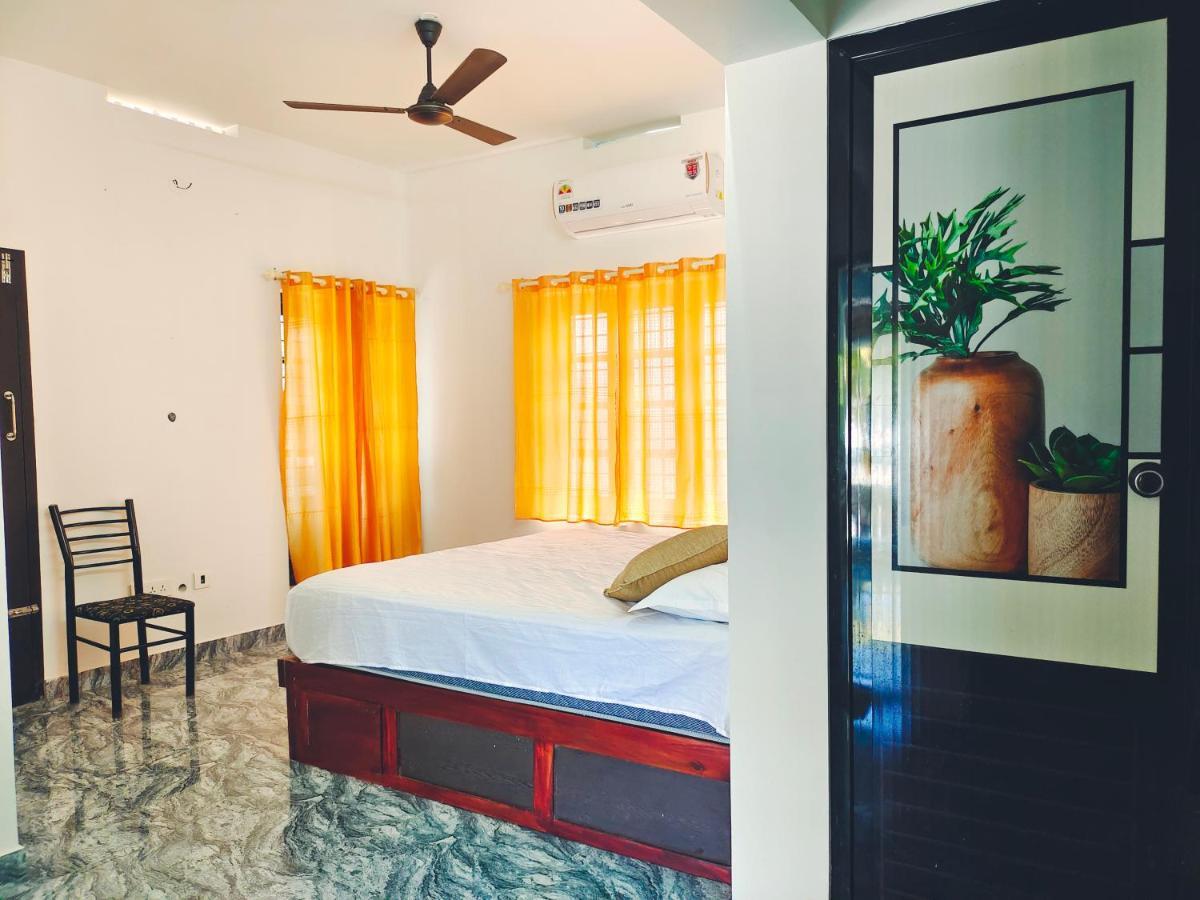 Malhar Marari Homestay Mararikulam Esterno foto