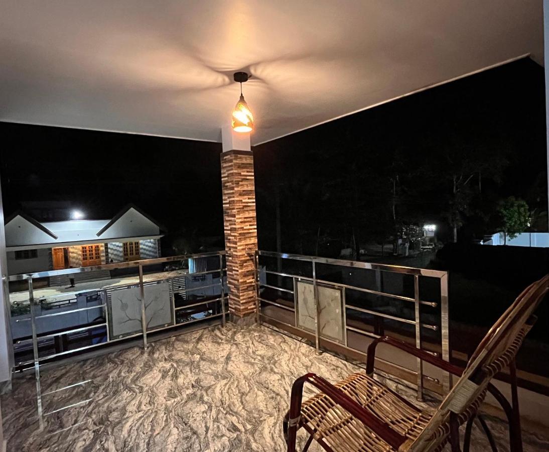 Malhar Marari Homestay Mararikulam Esterno foto